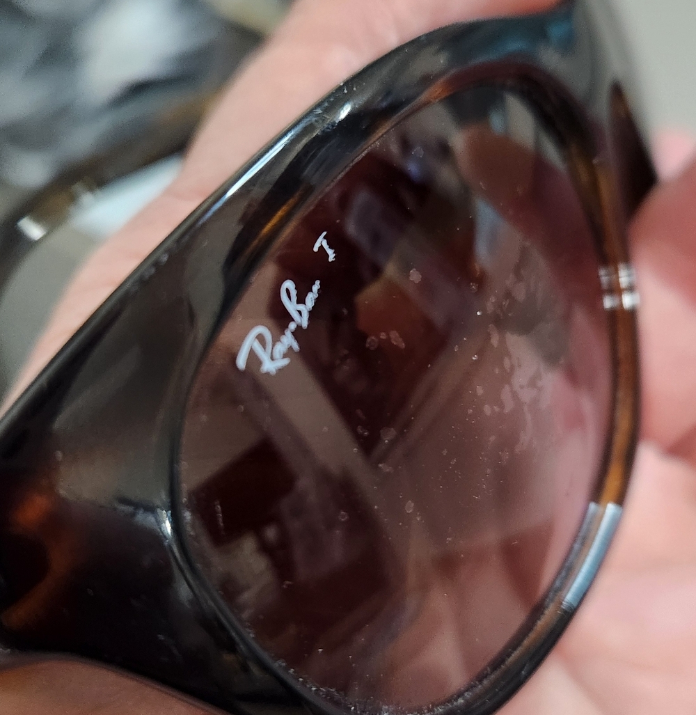 FRAMES:Ray-Ban Tortoise Shell Sunglasses - Picture 3 of 14